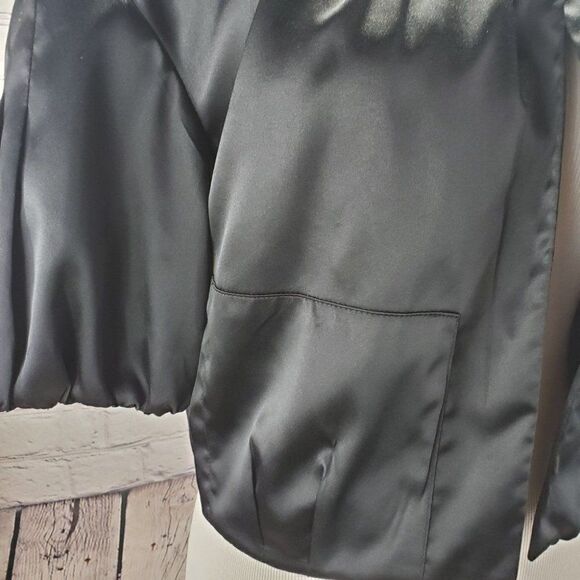 ELLE Black Cropped Dress Cardigan Jeweled Collar Detail Jacket - Picture 2 of 16